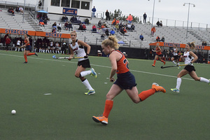 Elaine Carey drove Syracuse's offense in a 2-1 win over Louisville.