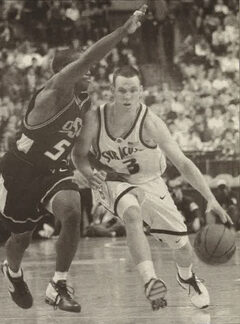 Gerry McNamara drained three key 3-pointers after leaving the Final Four game against Oklahoma in the second half with a cut over his right eye. 