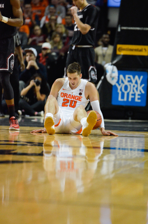 Tyler Lydon led the Syracuse offense with 18 points, but struggled late.