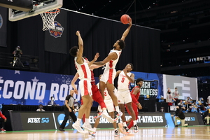 Syracuse will play No. 2-seed Houston in the Sweet 16 on Saturday night.