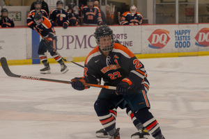 Victoria Klimek recorded 2 points in the Orange's four-goal third period.