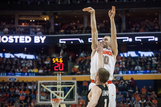 Trevor Cooney follows through on a shot attempt. The guard hit four 3s to snap out of a lengthy slump.